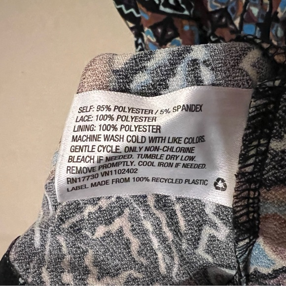 Women’s Bundle Floral/Patterned Rompers - Picture 4 of 12